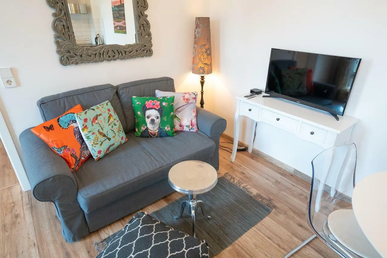 Villa Golding - Flat 1 Dresden